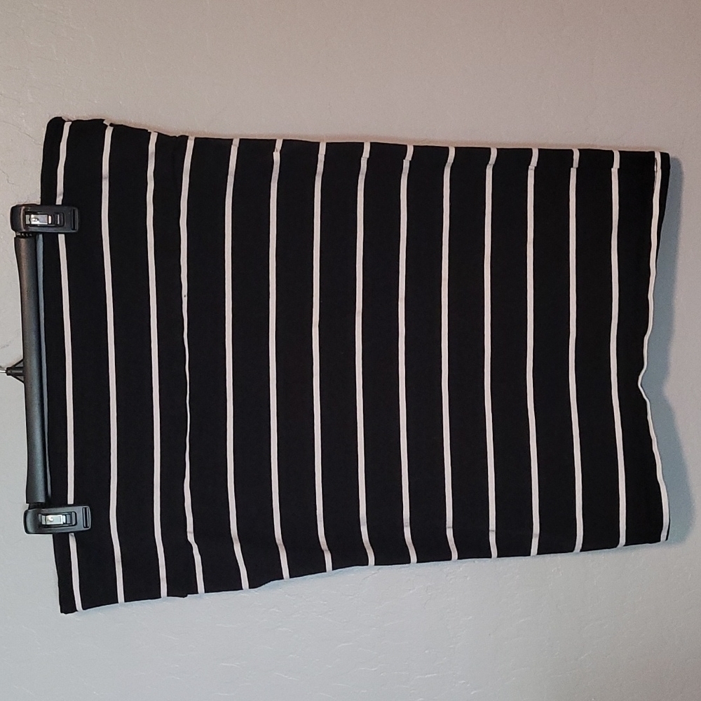 Torrid Black White Striped Pencil Skirt 1